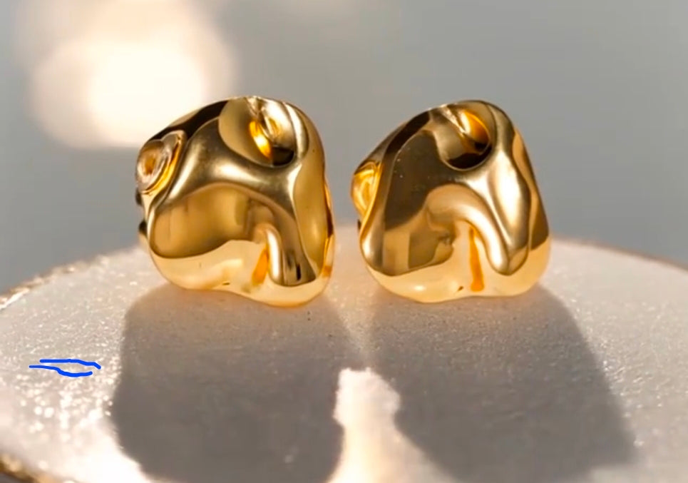 Solid Melt Örhänge – Guld